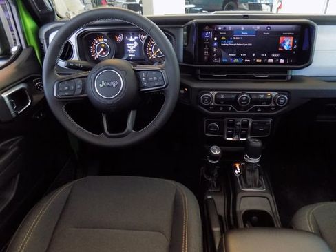 Certified 2025 Jeep Wrangler Unlimited Sport AWD/4WD image 11