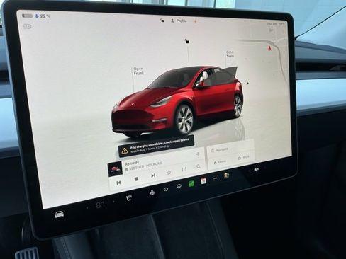 Used 2023 Tesla Model Y Long Range image 22