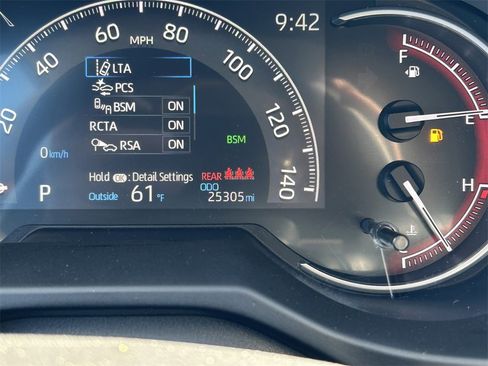 Certified 2025 Toyota RAV4 XLE image 32