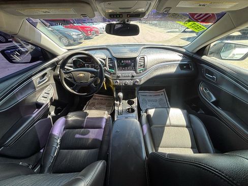 Used 2016 Chevrolet Impala LT w/ Convenience Package FWD image 20