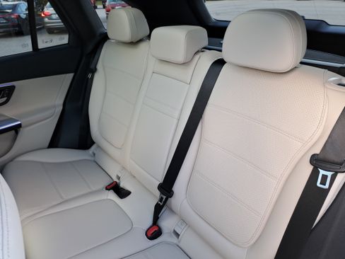 New 2026 Mercedes-Benz GLC 300 4MATIC image 15