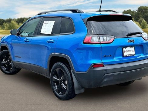 Used 2021 Jeep Cherokee Latitude Plus AWD/4WD image 11