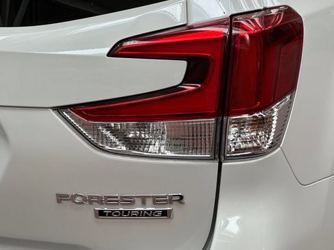 Used 2023 Subaru Forester Touring w/ Popular Package #2 AWD/4WD image 38