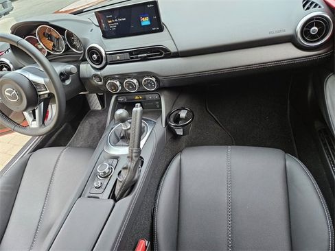 Used 2025 MAZDA MX-5 Miata RF Grand Touring image 7