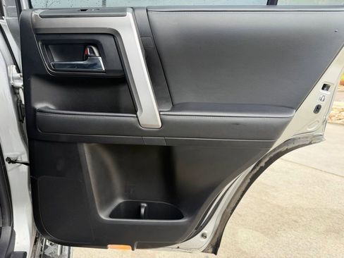 Used 2024 Toyota 4Runner SR5 Premium w/ Moonroof Package AWD/4WD image 27