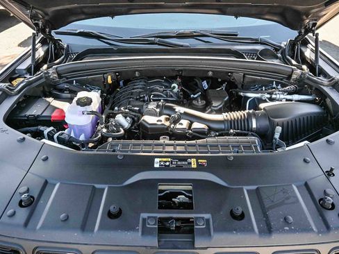 New 2025 Jeep Grand Cherokee Limited image 36