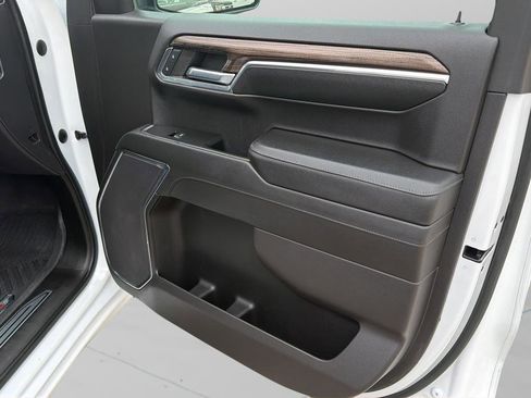 Used 2023 Chevrolet Silverado 1500 LT Trail Boss w/ Protection Package image 26