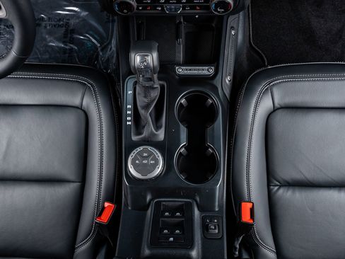 Used 2026 Ford Bronco Outer Banks image 27