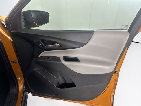 Used 2018 Chevrolet Equinox LS image 29