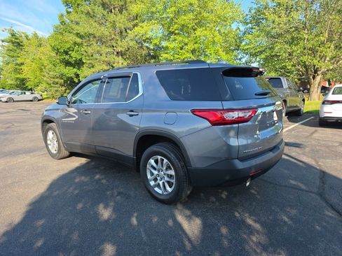 Used 2021 Chevrolet Traverse LT AWD/4WD image 6