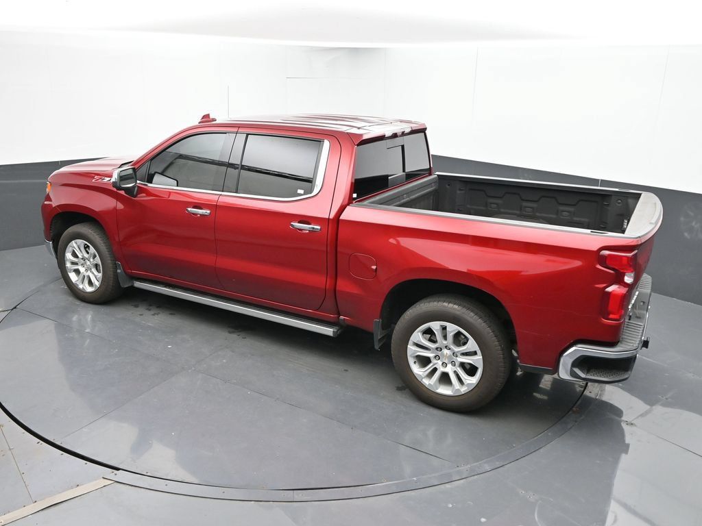 Used 2023 Chevrolet Silverado 1500 LTZ w/ Technology Package AWD/4WD image 35