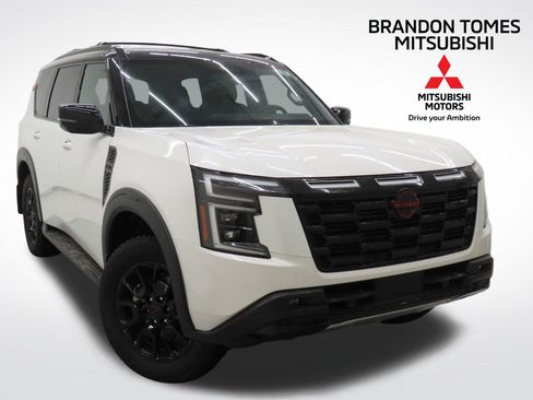 Used 2025 Nissan Armada PRO-4X image 1