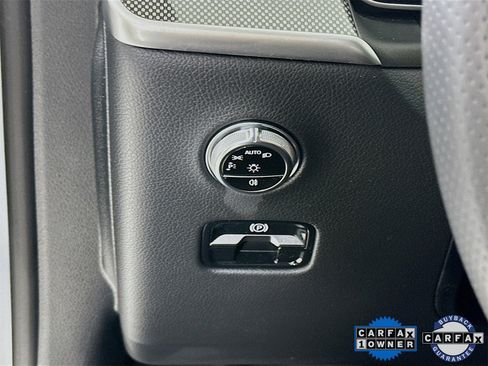 Certified 2024 Mercedes-Benz GLC 43 AMG 4MATIC image 11