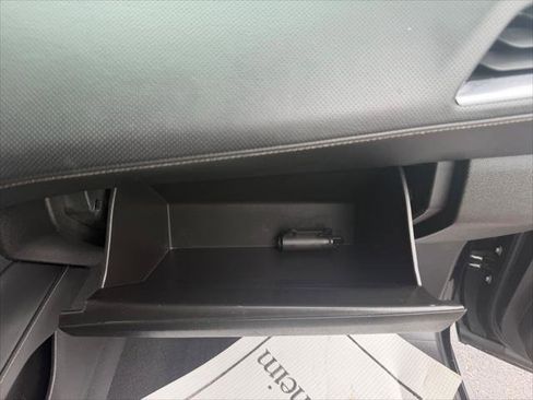 Used 2022 Chevrolet Suburban Premier AWD/4WD image 10