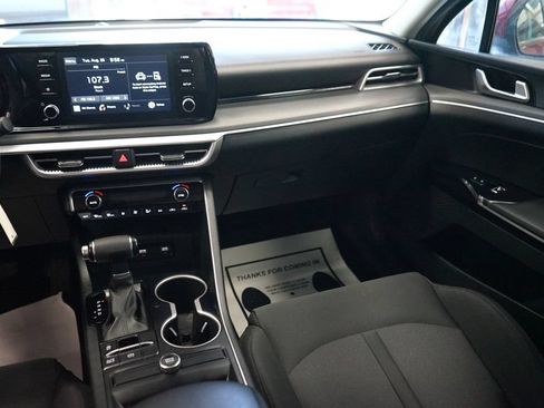 Used 2021 Kia K5 LX FWD image 10