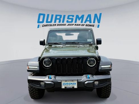 Used 2023 Jeep Wrangler Unlimited w/ Cold Weather Group AWD/4WD image 6