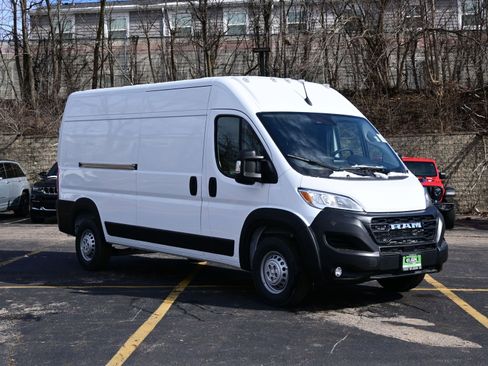 New 2025 RAM ProMaster 3500 w/ Cold Weather Group FWD image 11