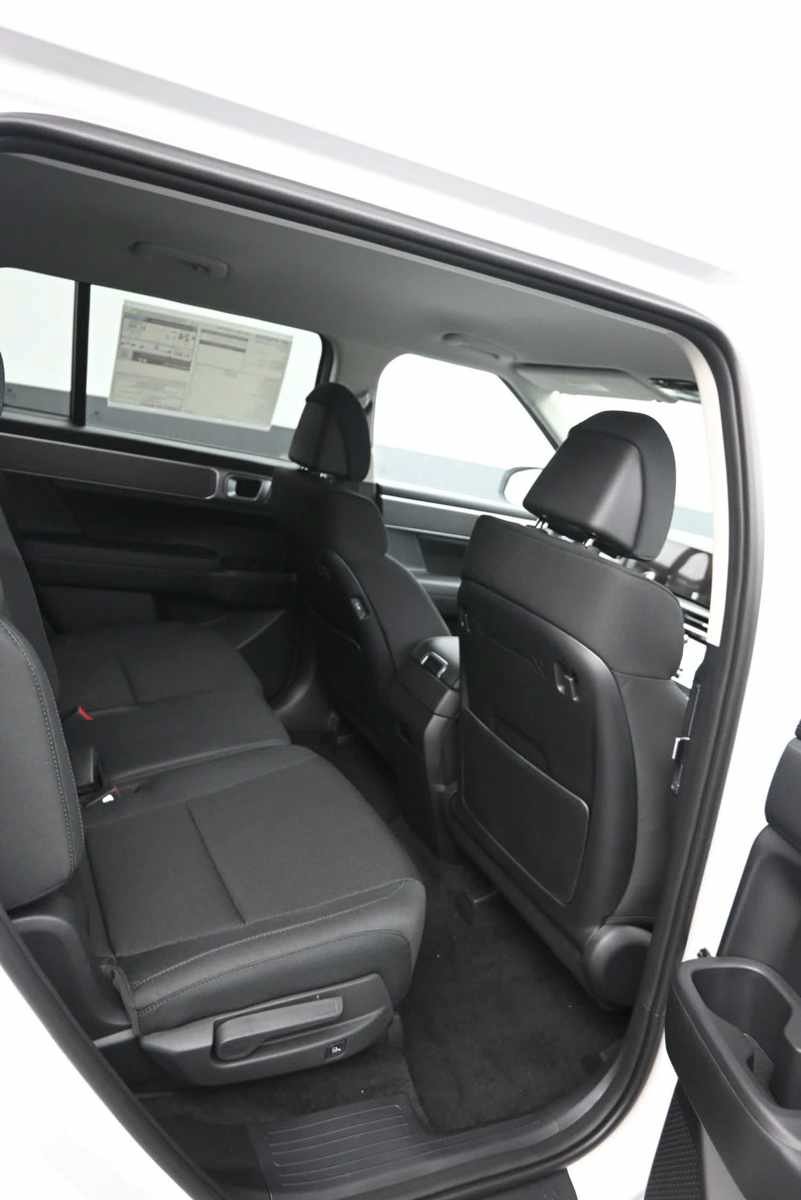 New 2027 Hyundai Santa Fe SE FWD image 13