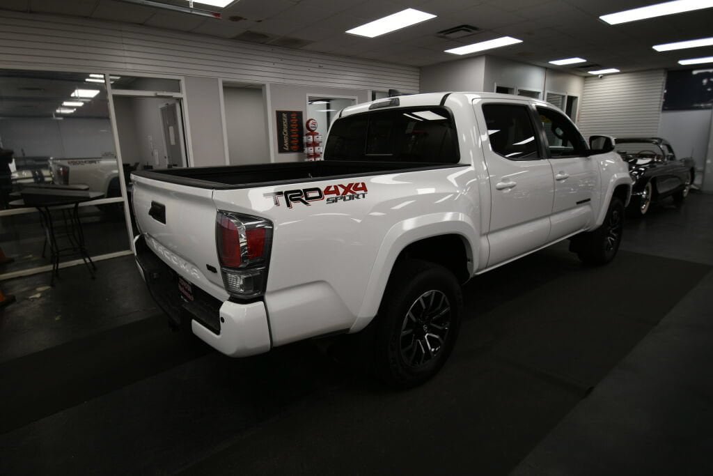 Certified 2023 Toyota Tacoma TRD Sport w/ Advanced Technology Package AWD/4WD image 8