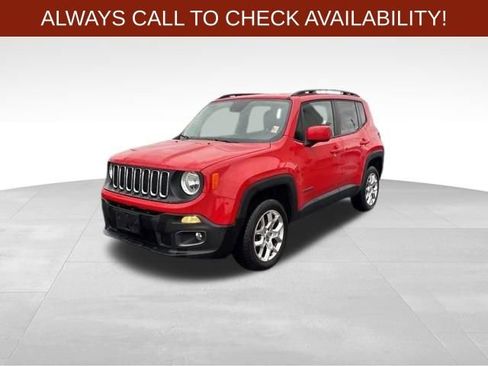 Used 2016 Jeep Renegade Latitude image 3