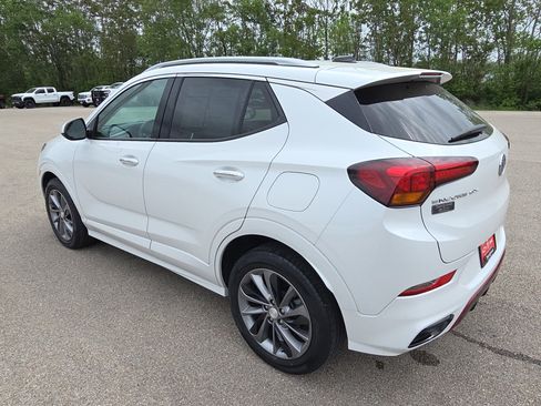 Certified 2022 Buick Encore GX Essence w/ Sport Touring Package FWD image 6