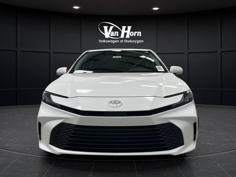 Used 2025 Toyota Camry LE FWD image 2
