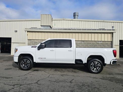 Used 2022 GMC Sierra 2500 AT4 w/ Gooseneck/5TH Wheel Package image 3