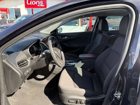 Used 2023 Chevrolet Malibu LT w/ Driver Confidence Package FWD image 8
