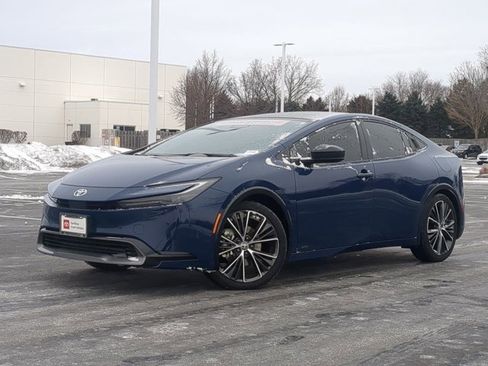 Certified 2024 Toyota Prius XLE image 2