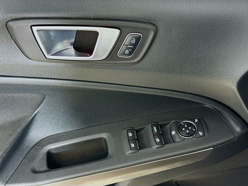 Used 2018 Ford EcoSport SE w/ SE Convenience Package image 21