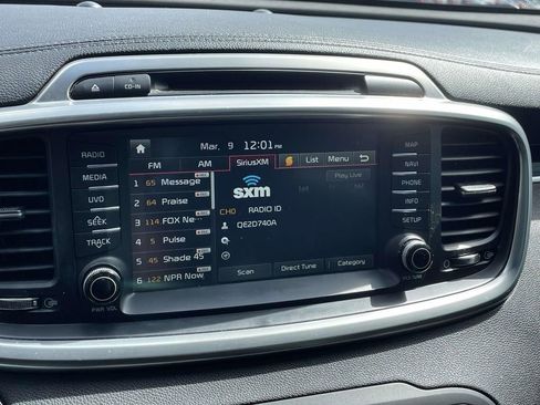 Used 2016 Kia Sorento SX image 27