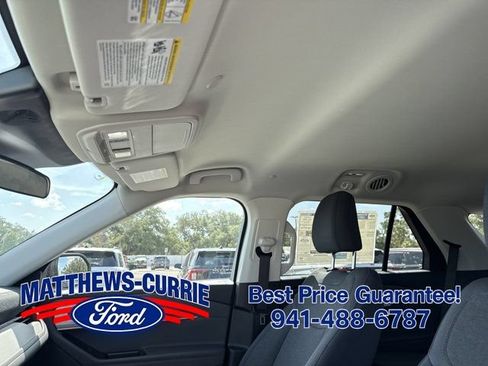 New 2026 Ford Explorer Active RWD image 11