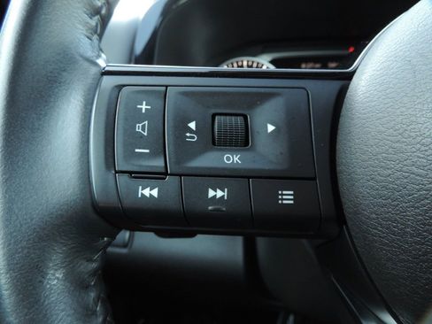 Used 2023 Nissan Pathfinder SV w/ Cargo Package FWD image 27