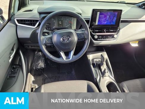 Used 2024 Toyota Corolla LE image 5