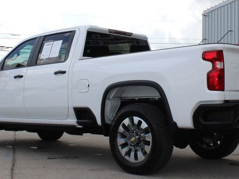 Used 2025 Chevrolet Silverado 2500 Custom w/ Z71 Off-Road Package AWD/4WD image 7