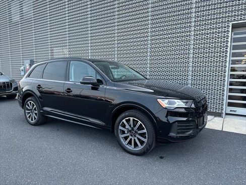 Used 2023 Audi Q7 2.0T Premium Plus w/ Premium Plus Package AWD/4WD image 1
