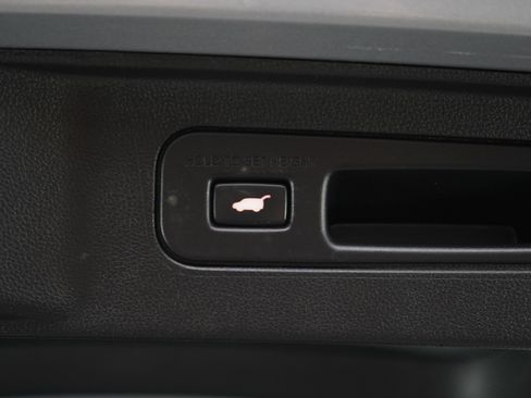 Used 2024 Honda Pilot EX-L image 19