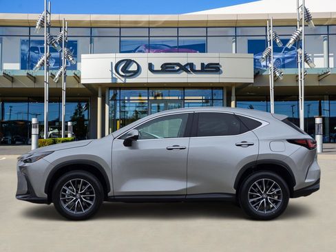 Used 2025 Lexus NX 250 FWD w/ Premium Package image 3