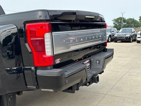 Used 2017 Ford F450 Platinum w/ Platinum Ultimate Package AWD/4WD image 14