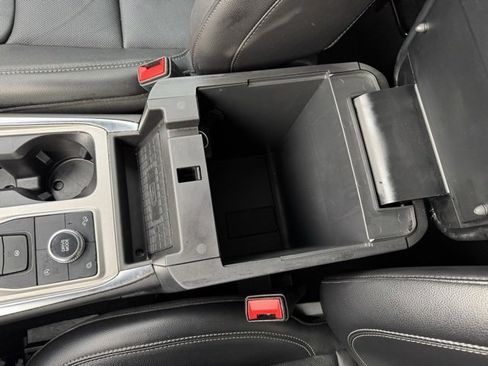 Certified 2023 Ford Explorer Limited w/ Equipment Group 301A image 18