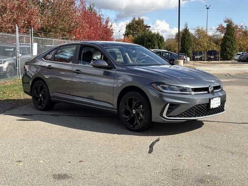 New 2025 Volkswagen Jetta SE image 26