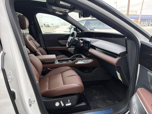 New 2026 Lincoln Nautilus Premier w/ Equipment Group 102A image 7