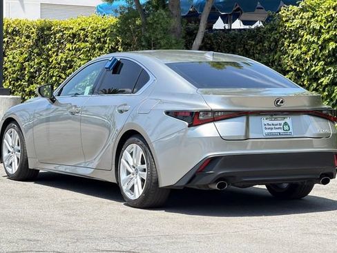 Used 2023 Lexus IS 300 w/ Comfort Package RWD image 6