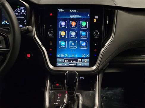 Used 2024 Subaru Outback Onyx Edition image 12