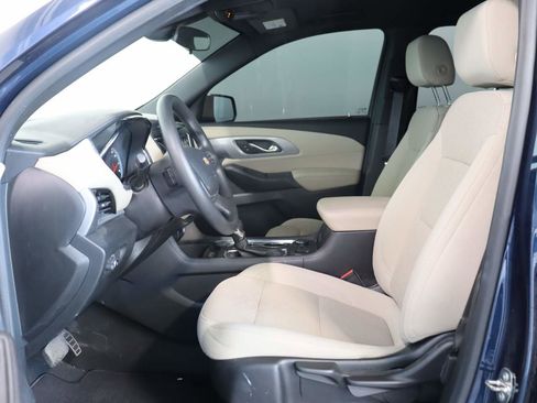 Certified 2023 Chevrolet Traverse LS w/ LPO, Cargo Package FWD image 8