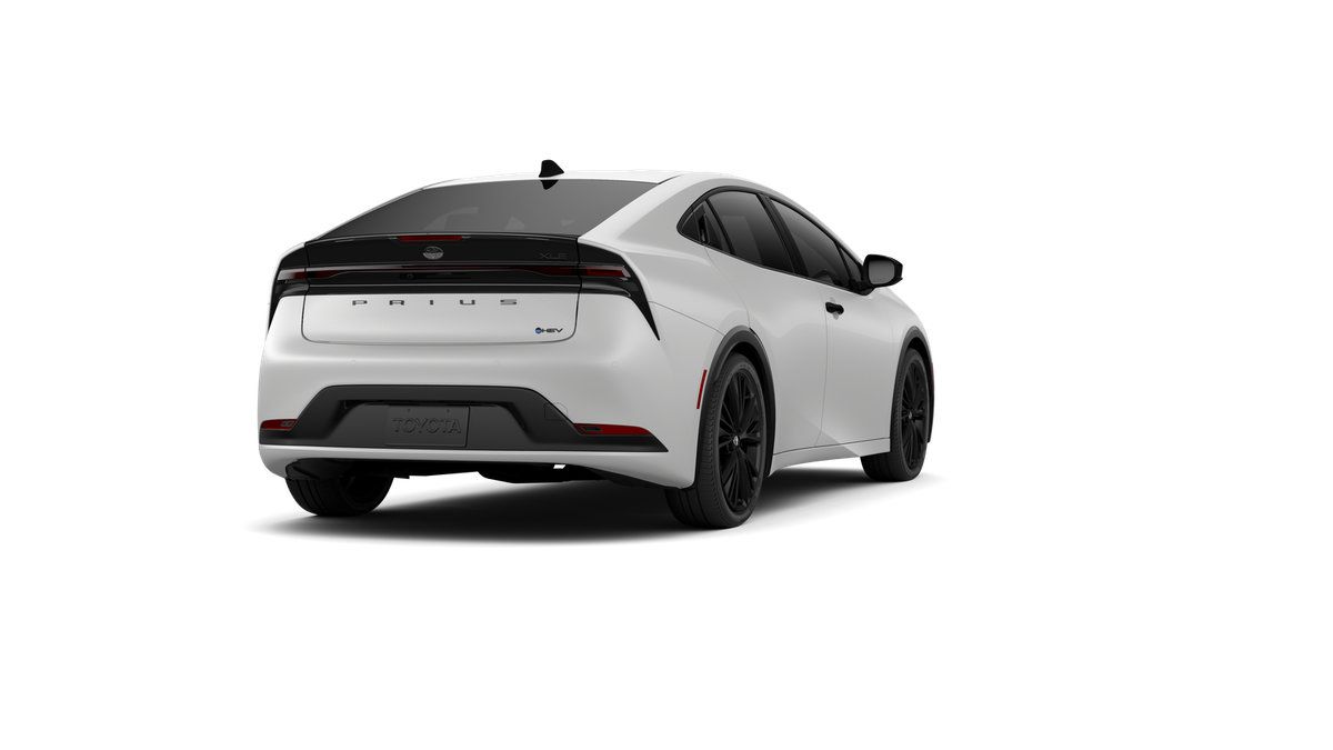 New 2027 Toyota Prius FWD image 11