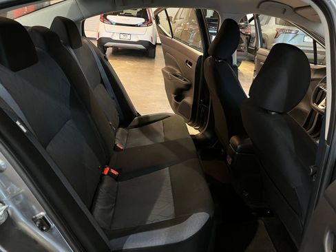 Used 2025 Nissan Versa SV image 36