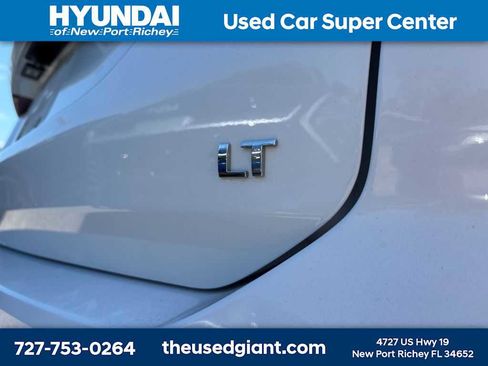 Used 2019 Chevrolet Equinox LT FWD image 5