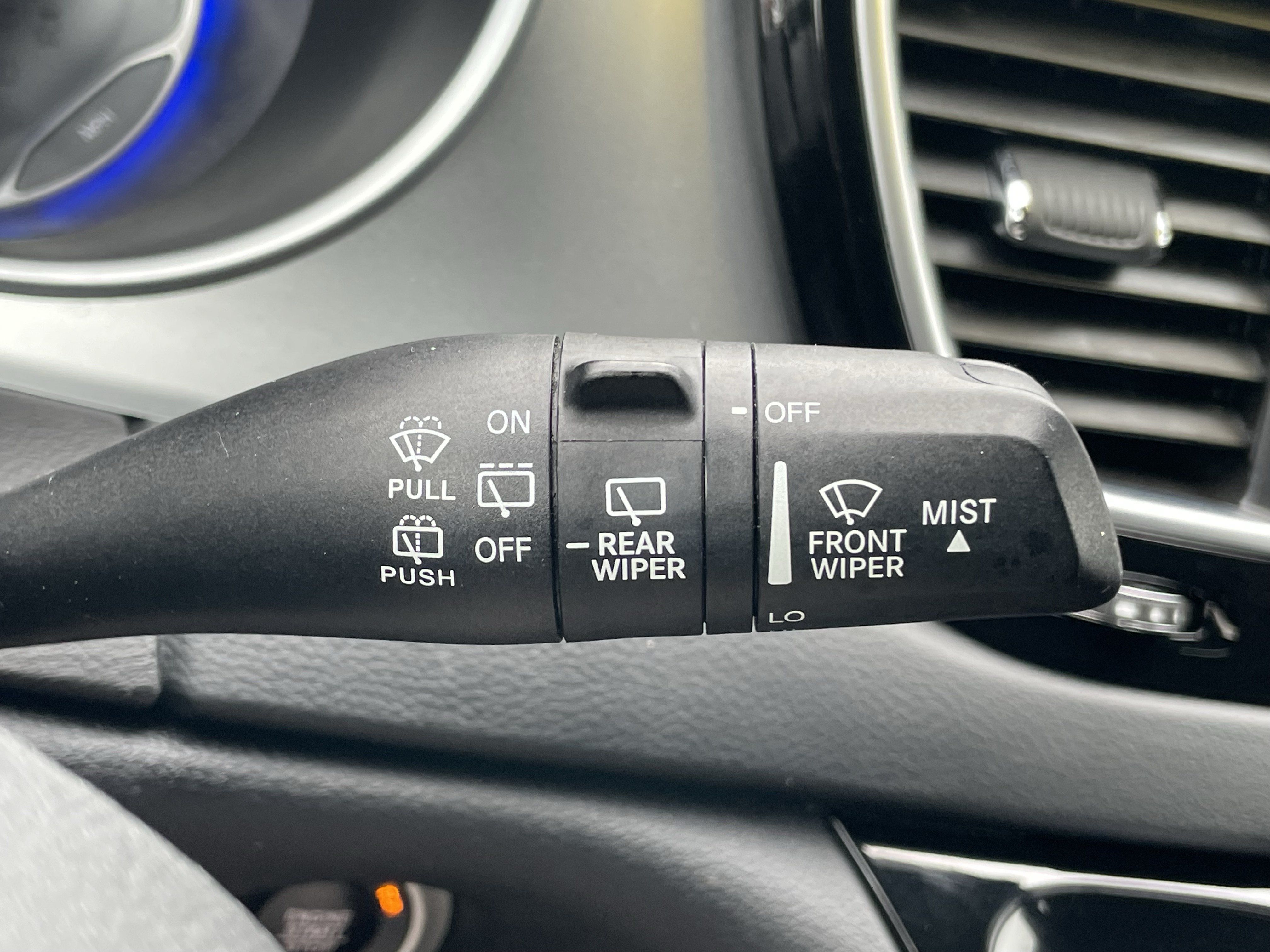 Used 2018 Chrysler Pacifica Touring Plus w/ S Appearance Package FWD image 18