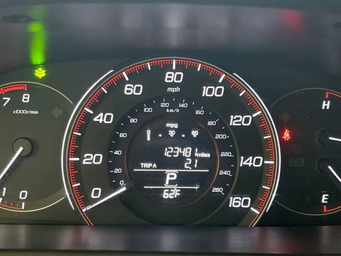 Used 2015 Honda Accord Sport image 15